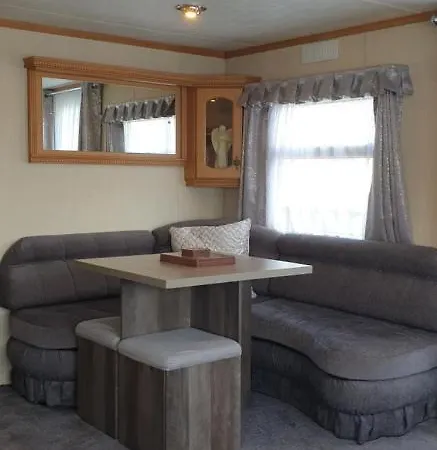 C28 Angels Retreat Holiday home Par